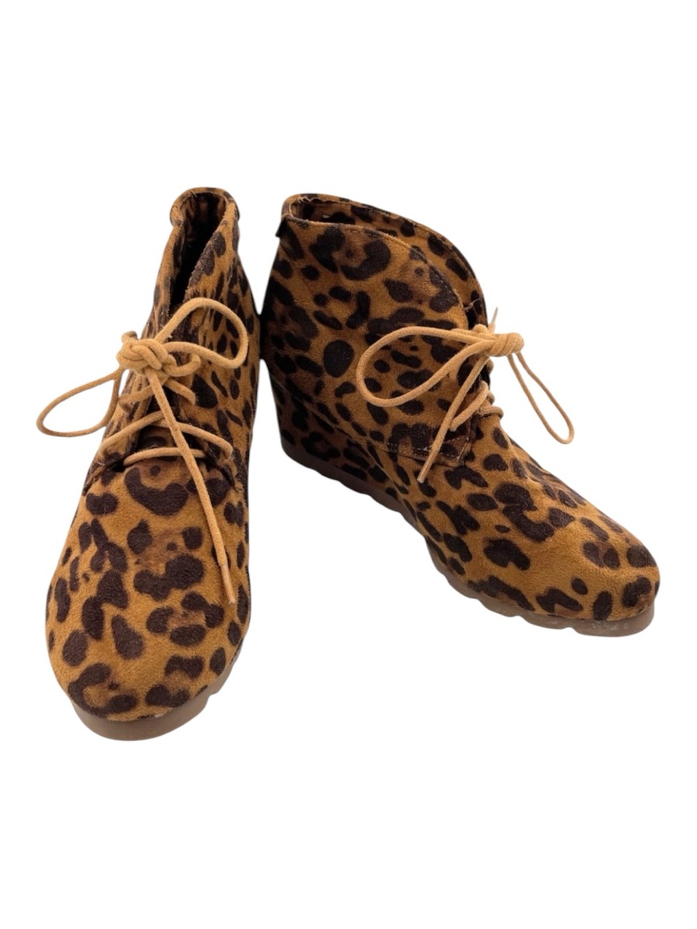 Bella Marie Girls Leopard Print Lace Up Wedge Heel Boot Size 5.5